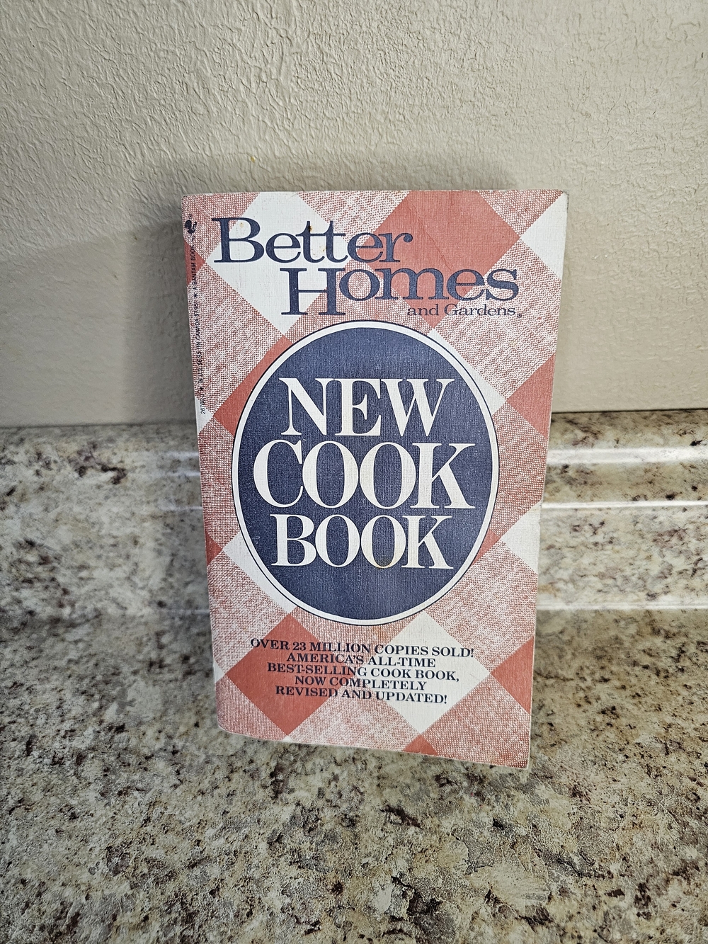Better Homes and Gardens New Cook Book - Red Plaid